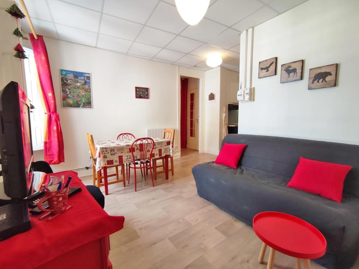 Les 3 Renards, T2 Bis, Parking, Centre Luchon, Casier A Skis, 4 Personnes Bagnères-de-Luchon 외부 사진